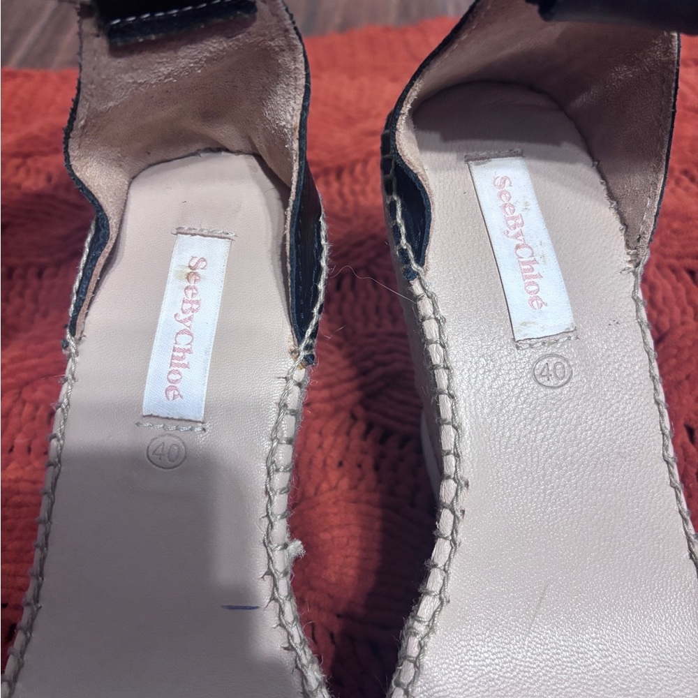 Chloe Wedges - Picture 3 of 4